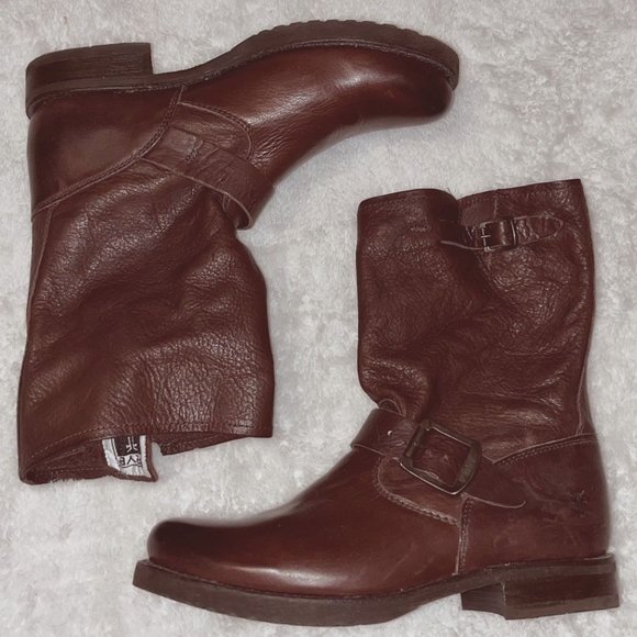 Frye Shoes - LIKE NEW Frye Veronica Short Dark Brown Women's Size 6.5 Medium